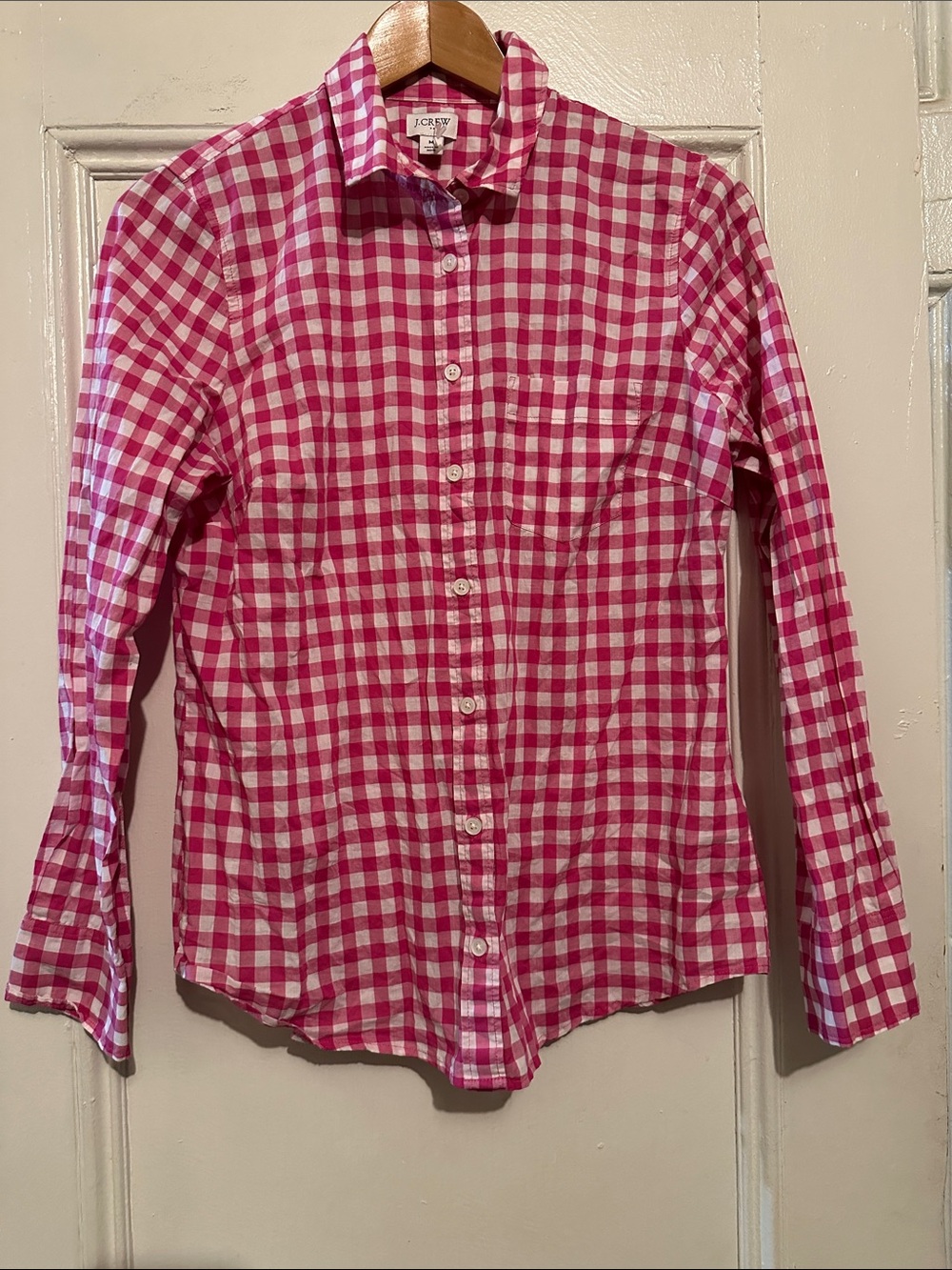 J. Crew Pink and White Gingham Womenโs Button-Down Shirt. Size M. 28โL x 19โW.